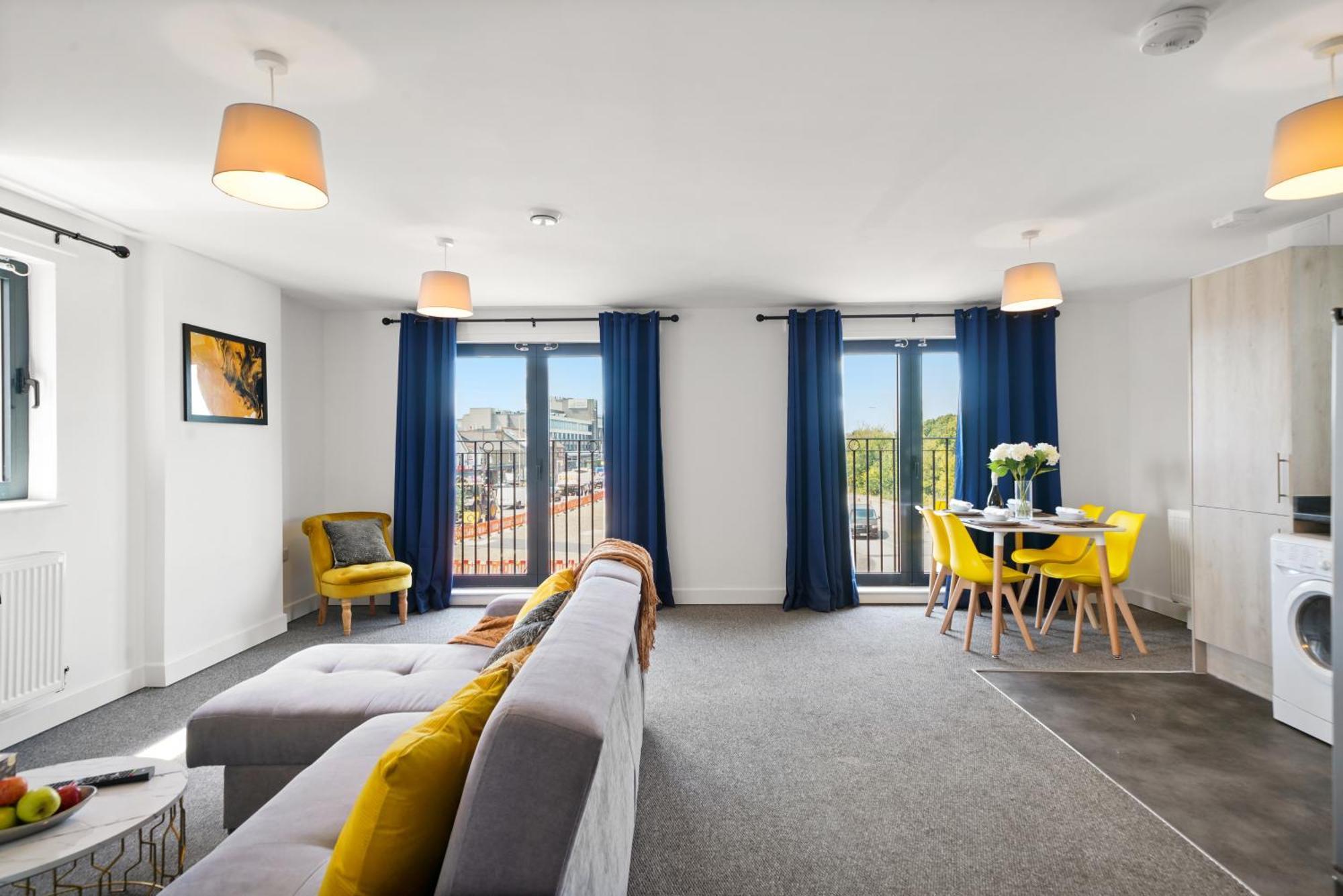 One And Two Bed Apartments Slough Near Heathrow Colnbrook Esterno foto