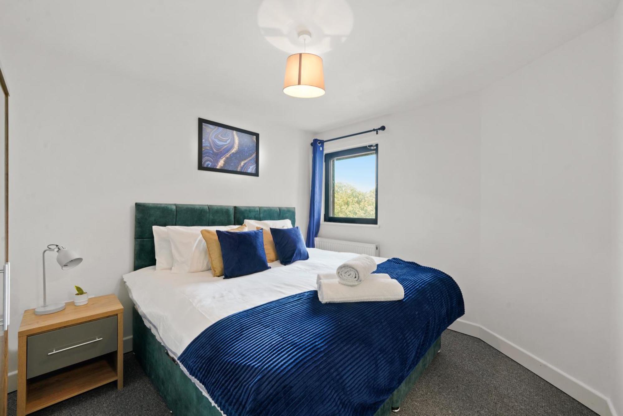 One And Two Bed Apartments Slough Near Heathrow Colnbrook Esterno foto
