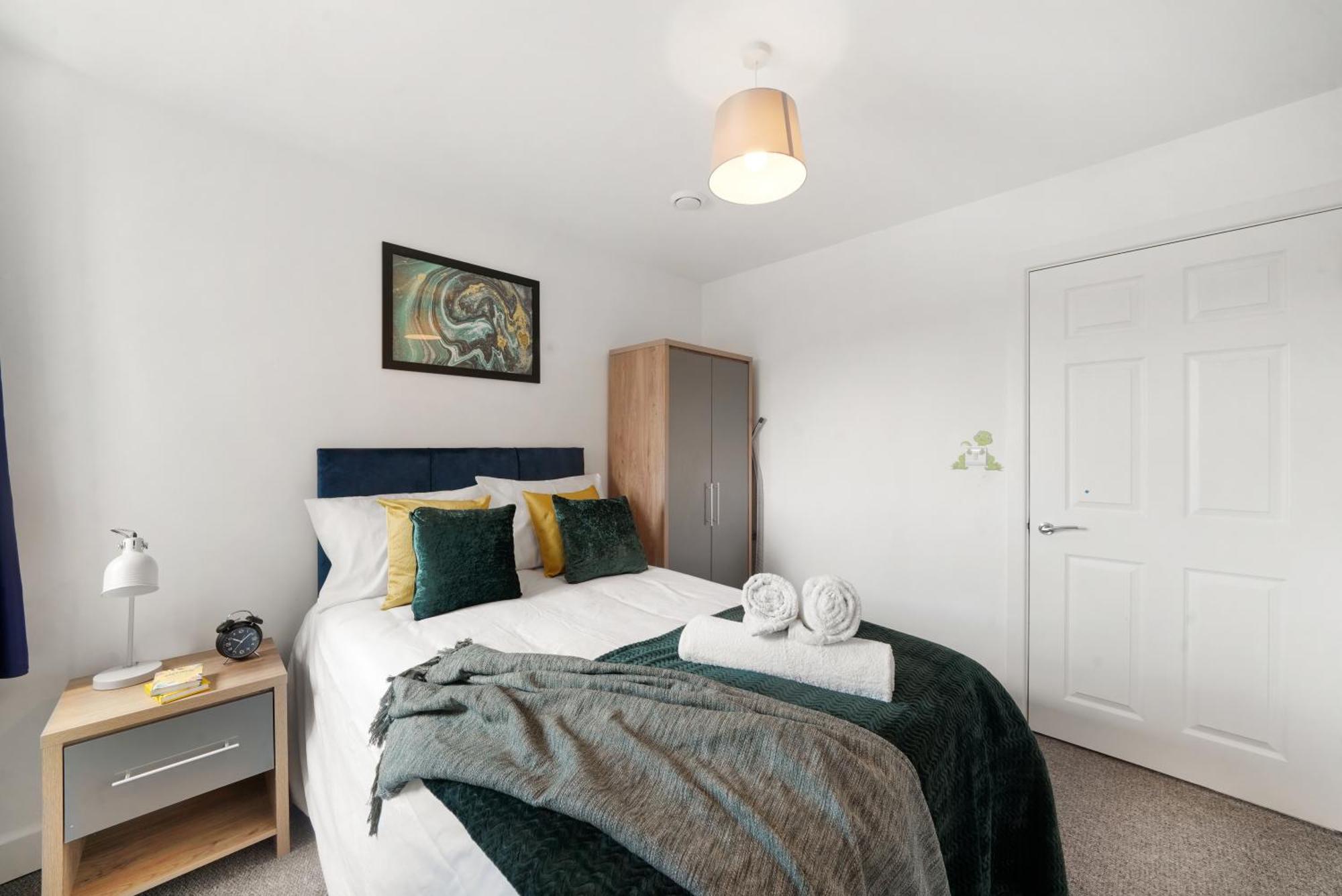 One And Two Bed Apartments Slough Near Heathrow Colnbrook Esterno foto
