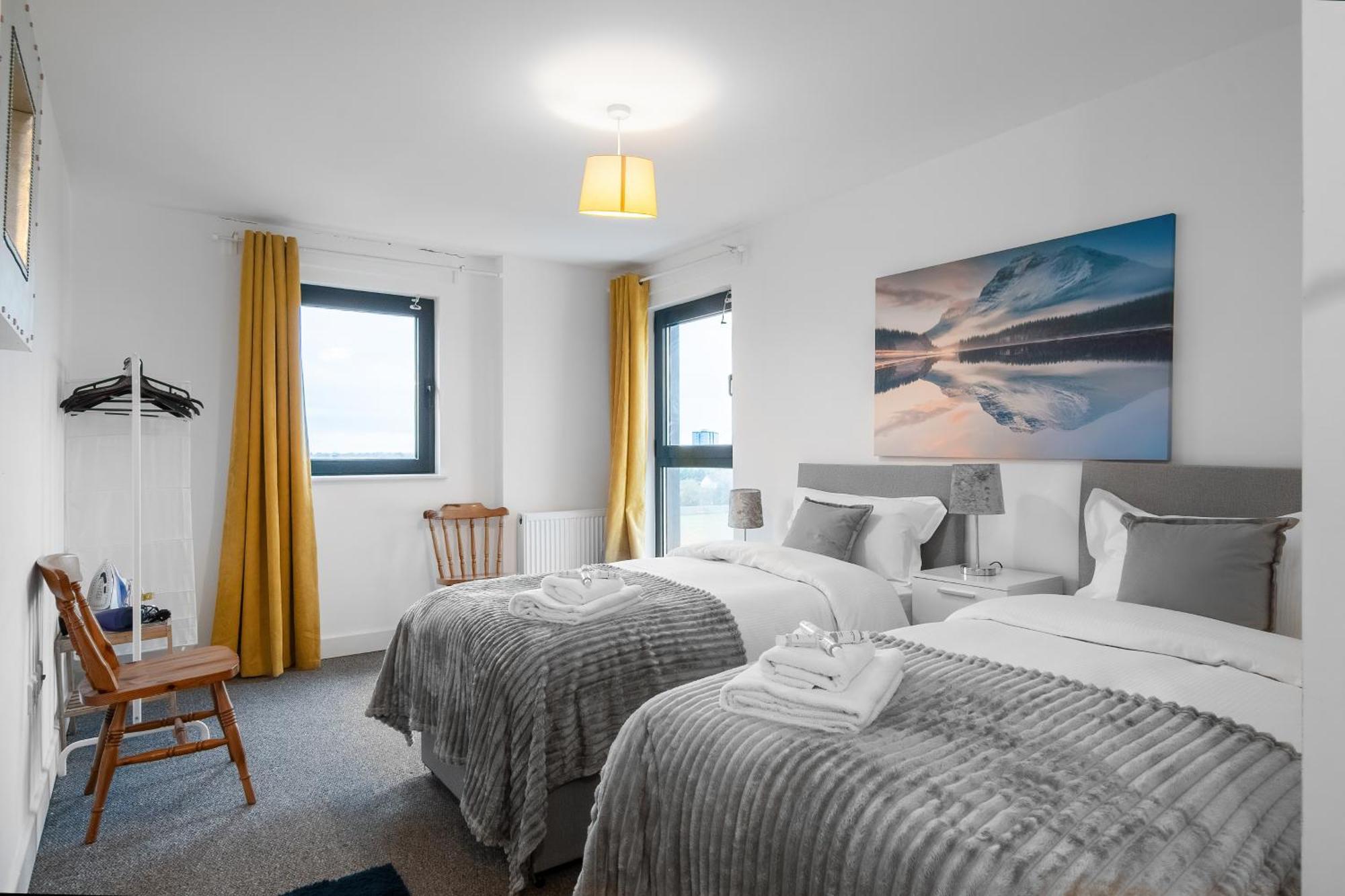 One And Two Bed Apartments Slough Near Heathrow Colnbrook Esterno foto